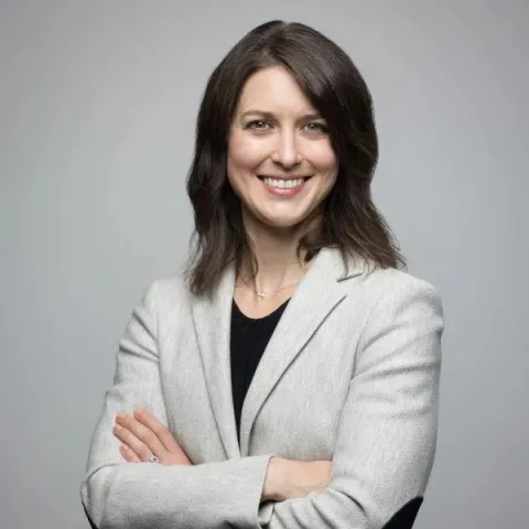 Jennifer Bates